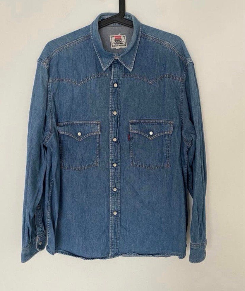 Levi’s spijkerjas, blouse. maat L, Maat 42/44 (L), Zo goed als nieuw, Jasje, Levi's