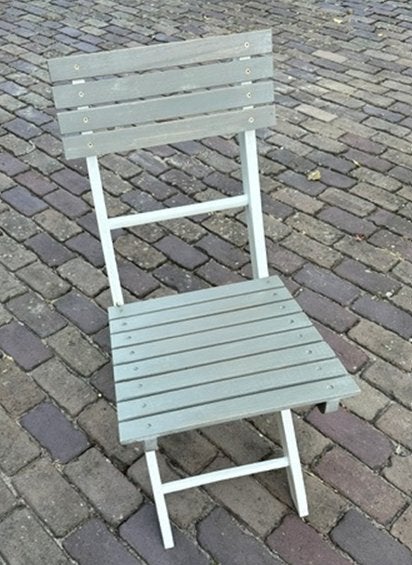 Vintage bistro stoeltje van hout wit / grijs, Ophalen, Wit, Vintage, Zo goed als nieuw