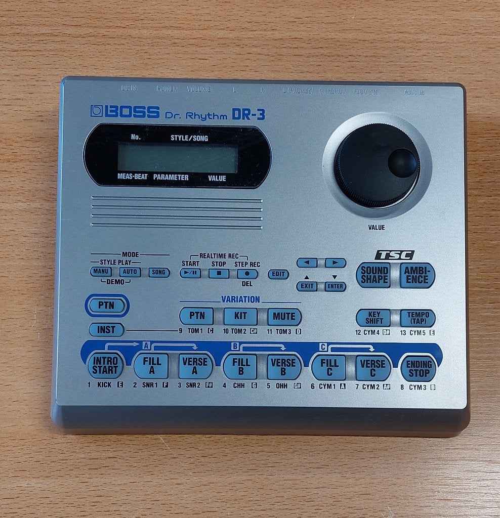 DRUM MACHINE BOSS Dr RHYTHM DR-3, Muziek en Instrumenten, Drumcomputers, Zo goed als nieuw, Boss, Ophalen
