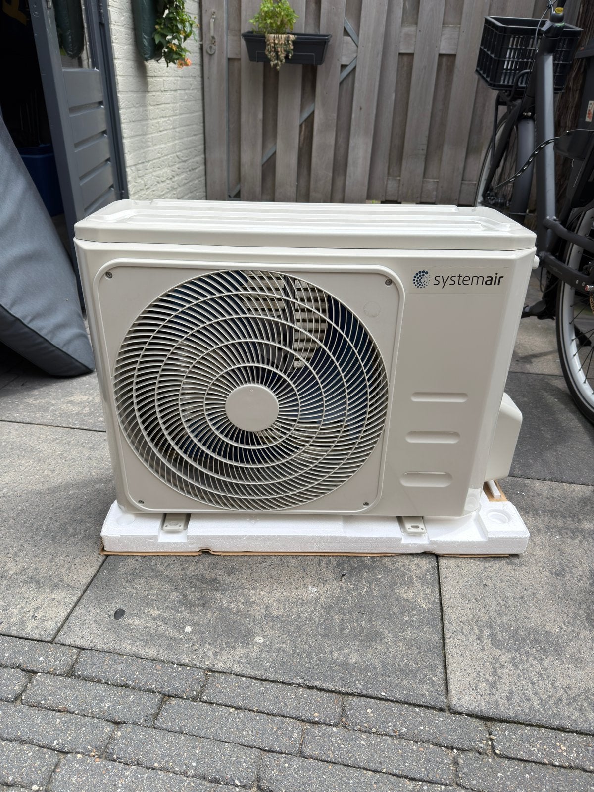 Systemair Split Airco Nieuw Compleet incl. Leidingwerk, Ophalen, Koelen en Ontvochtigen, Timer, Nieuw