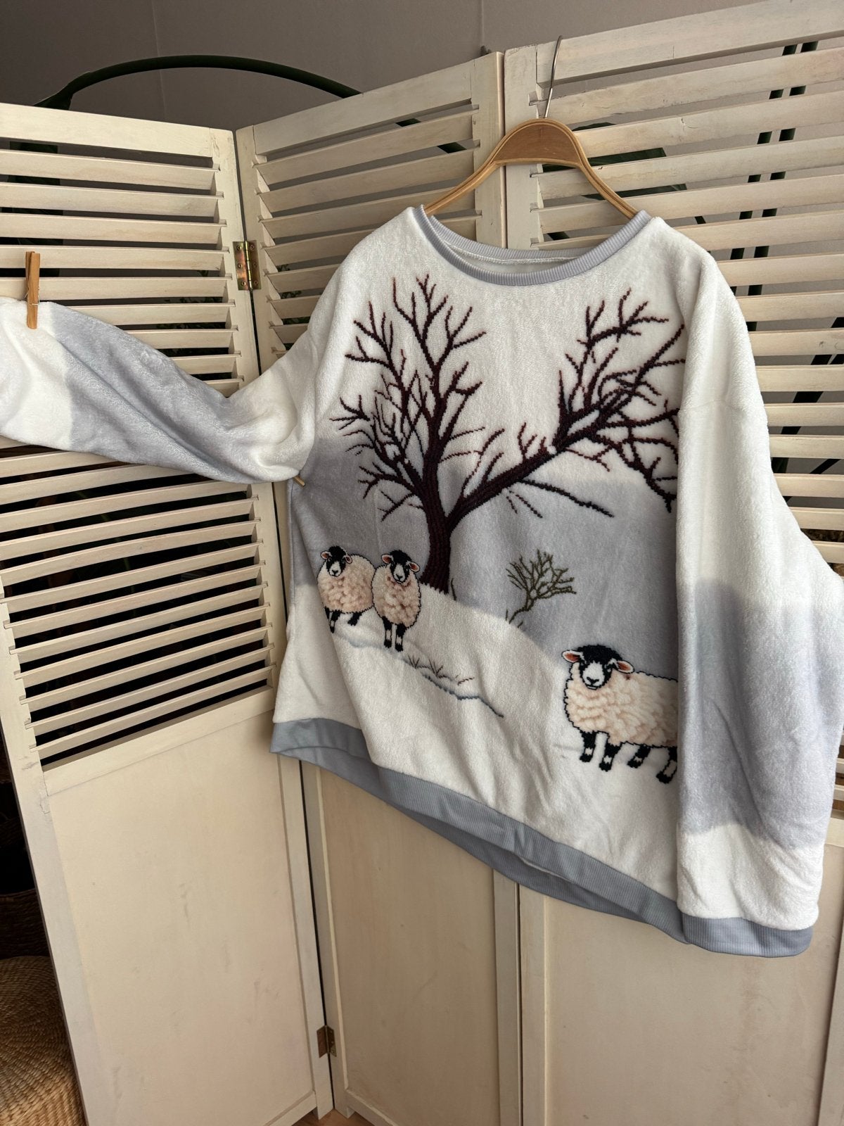 Zachte fleece trui met schapenprint, Ophalen of Verzenden, Zo goed als nieuw, Maat 38/40 (M), Wit