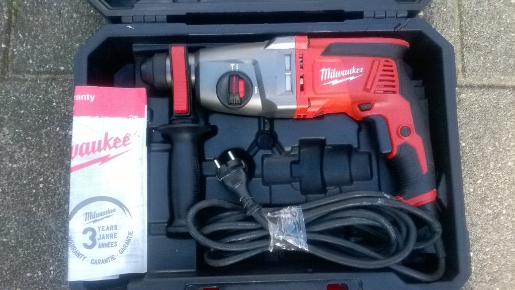 Milwaukee PFH26T SDS-plus boorhamer in koffer - 800W - 2.4J, Doe-het-zelf en Verbouw, Ophalen of Verzenden, Zo goed als nieuw