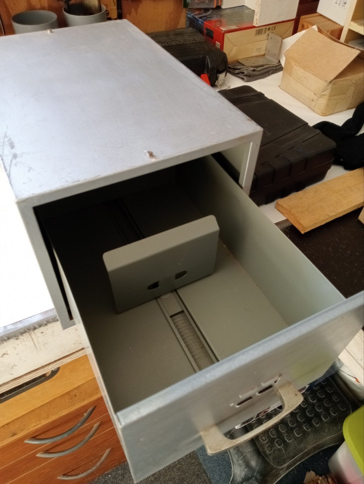 Metalen ladekastje - archiefkastje, Ophalen, Minder dan 50 cm, Gebruikt, 1 of 2 laden