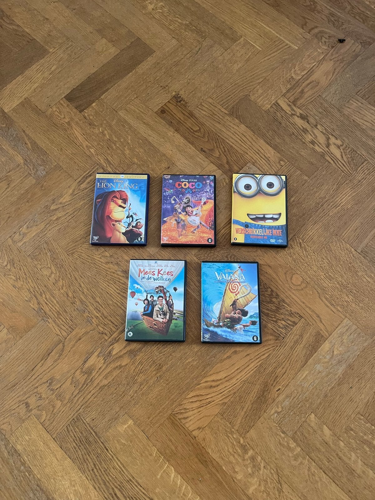 Leuke kinderfilms DVD's: Lion King, Coco, Minions, Mees Kees, Ophalen, Avontuur, Gebruikt, Alle leeftijden