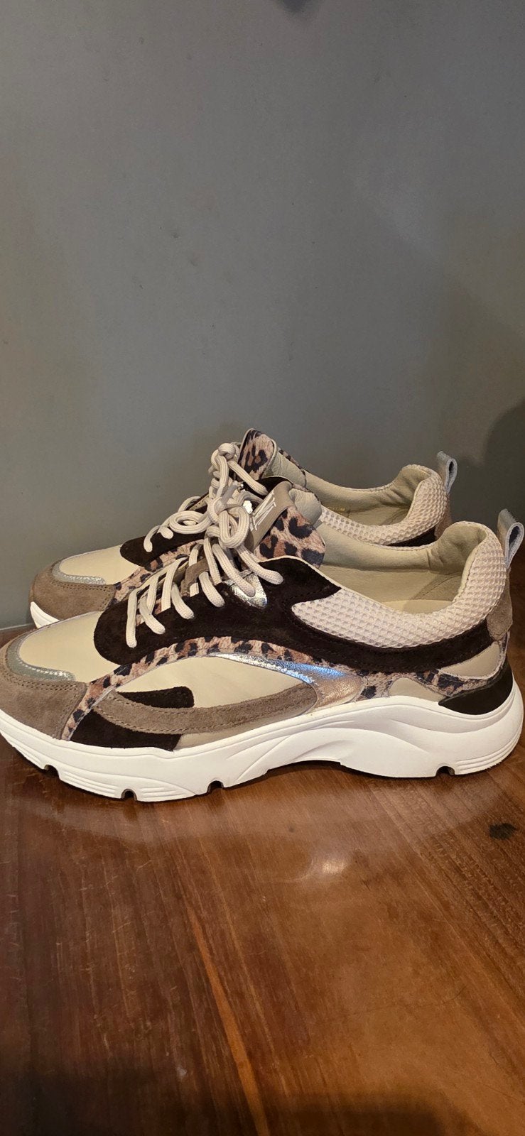 Manfield sneakers maat 40 - Zo goed als nieuw, Kleding | Dames, Schoenen, Ophalen, Wit, Manfield, Sneakers of Gympen