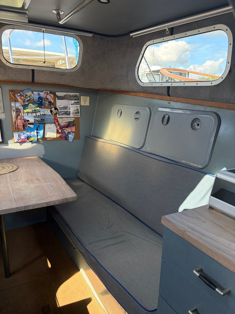Foto 15 van Willard Marine Tender 35ft Mk7 - EPOXY - NEW engine