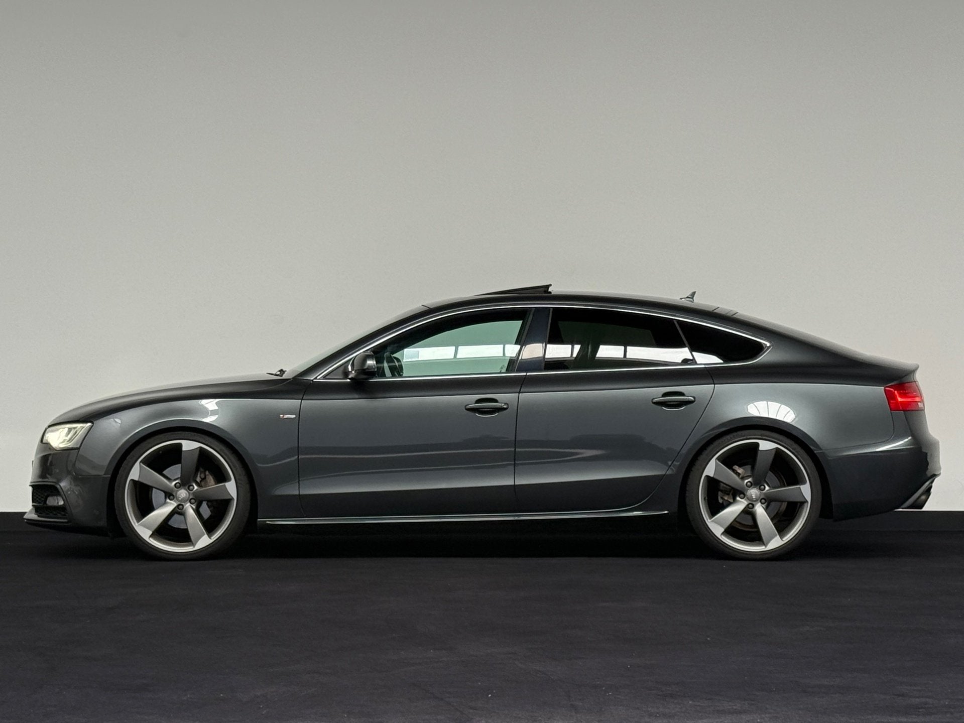 Audi A5 Sportback 2.0 TFSI quattro 3 x S-line Open Dak B&O N, Auto's, Automaat, Euro 5, Gebruikt, Zwart
