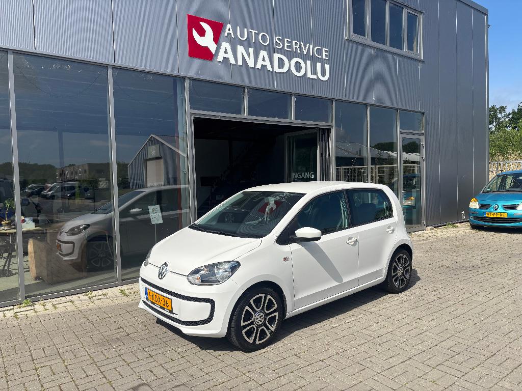 Volkswagen up! 1.0 44KW 2013 Wit, Voorwielaandrijving, 840 kg, 4 stoelen, Wit