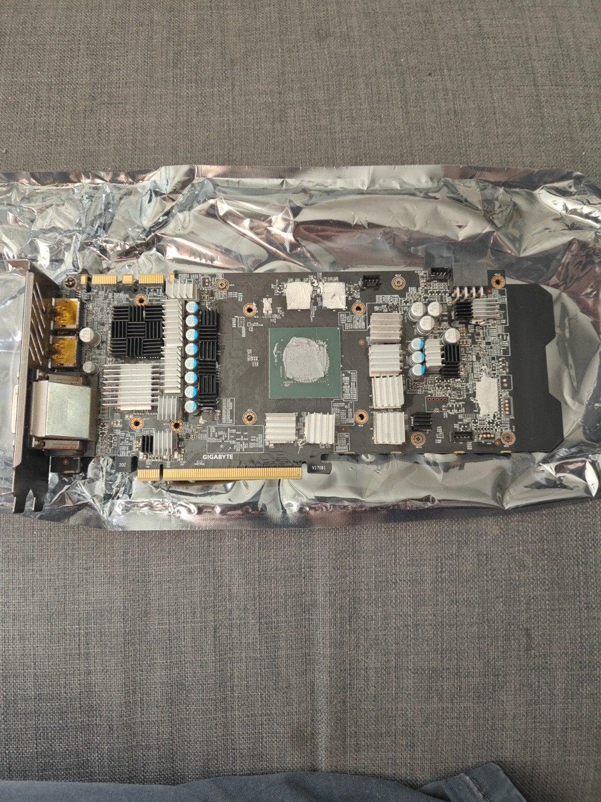Defect: Gigabyte GV-N107TGAMING-8GD GTX 1070 Ti Gaming OC 8G, Computers en Software, Videokaarten, Gebruikt, Nvidia, PCI-Express 3.0