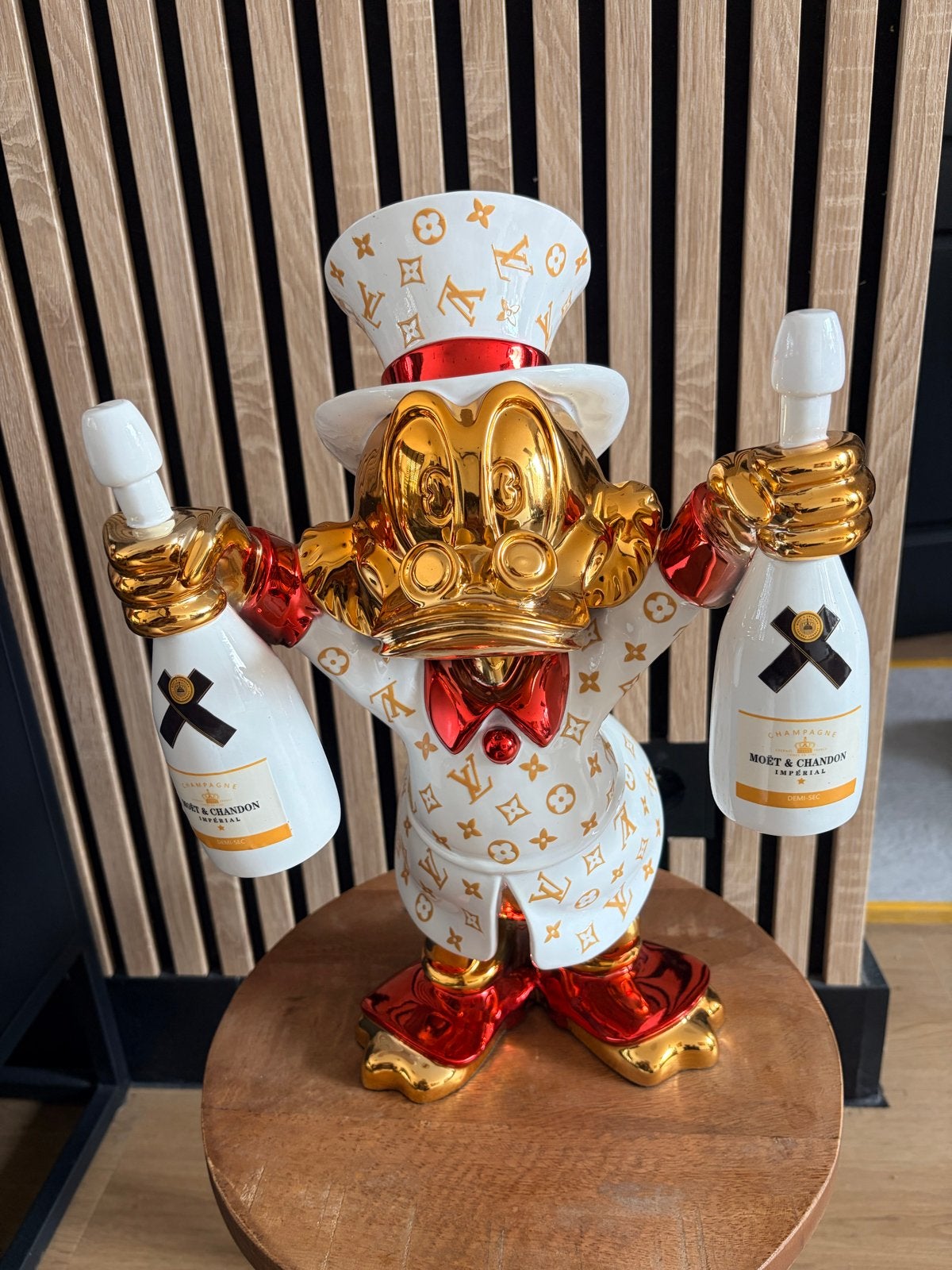 Dagobert Duck van Lior24 - Editie 3/22 met certificaat, Overige onderwerpen, Kunststof, Ophalen of Verzenden, Beeld
