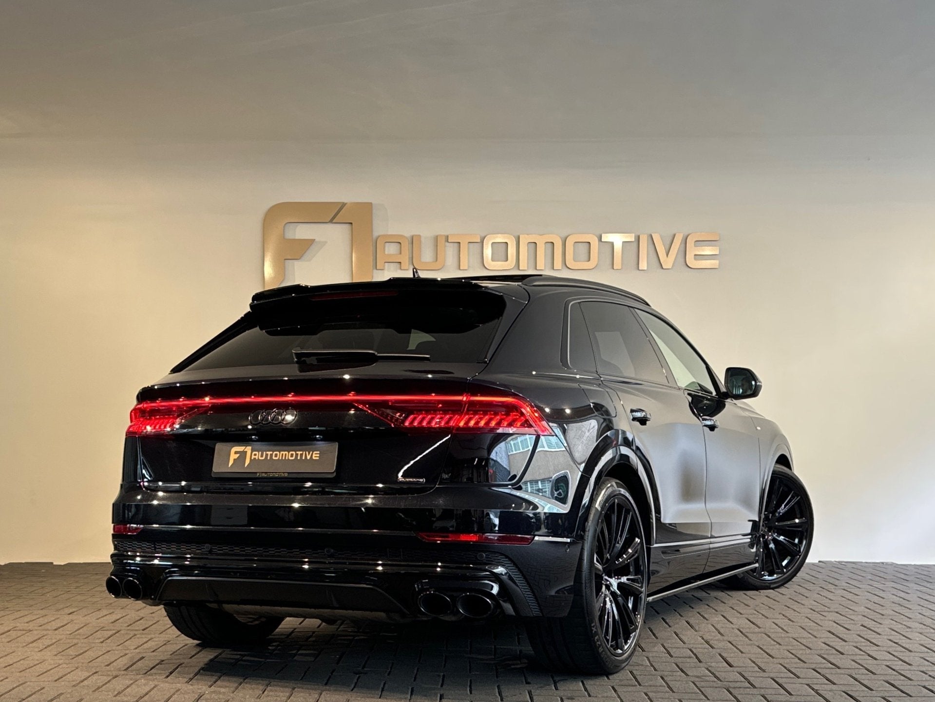 Audi Q8 55 TFSI e quattro S Line Pano|RS Seat|HuD|Memory|BTW, Automaat, Parkeerassistent, 14 kWh, Gebruikt