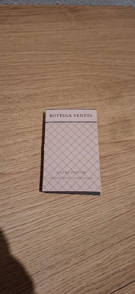 proefje Bottega Veneta, Verzenden, Nieuw