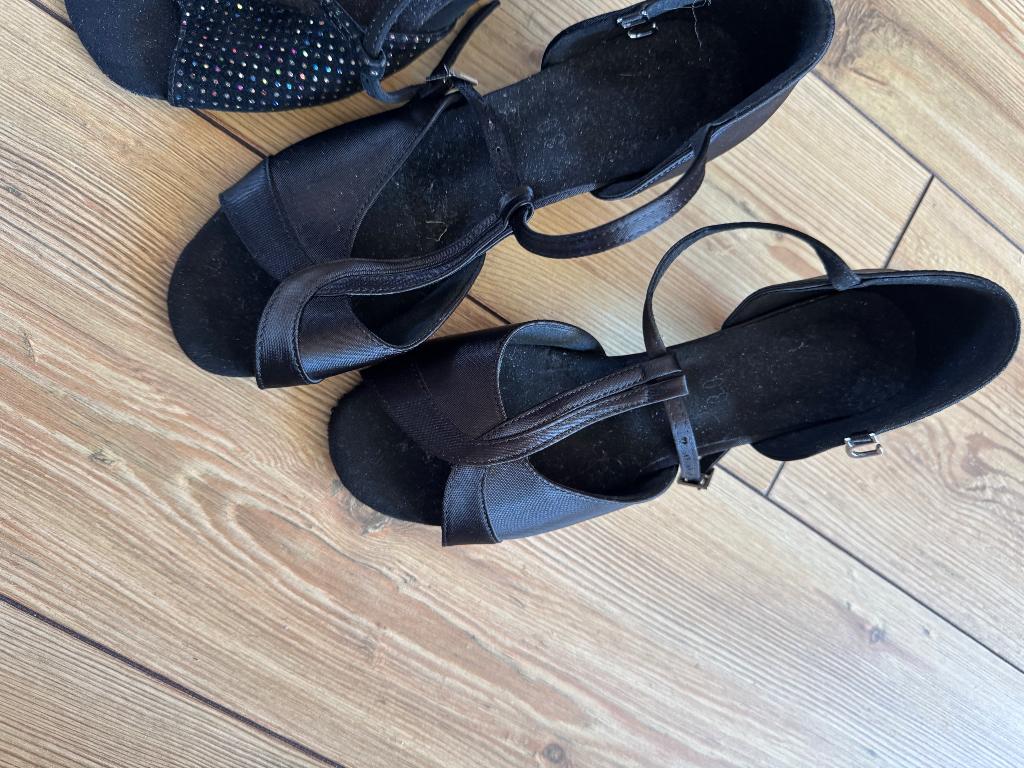 Te koop salsa schoenen, Ophalen, Schoenen met lage hakken, Zwart, Onbekend