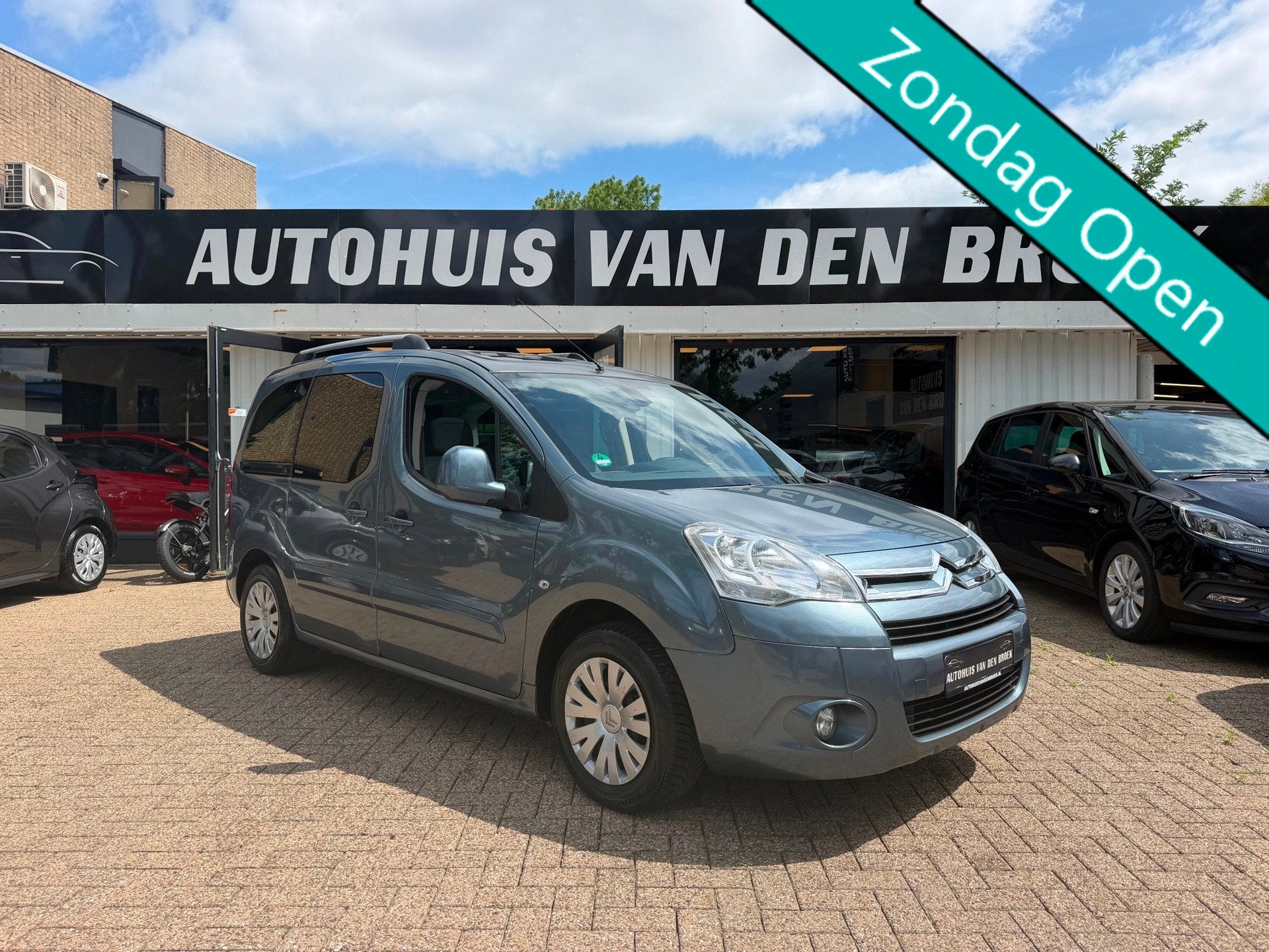 Citroen Berlingo 1.6 VTi 120Pk XTR|Pano|Cruise|Clima|Pdc|Lmv, Auto's, Voorwielaandrijving, Stof, Gebruikt, Zwart