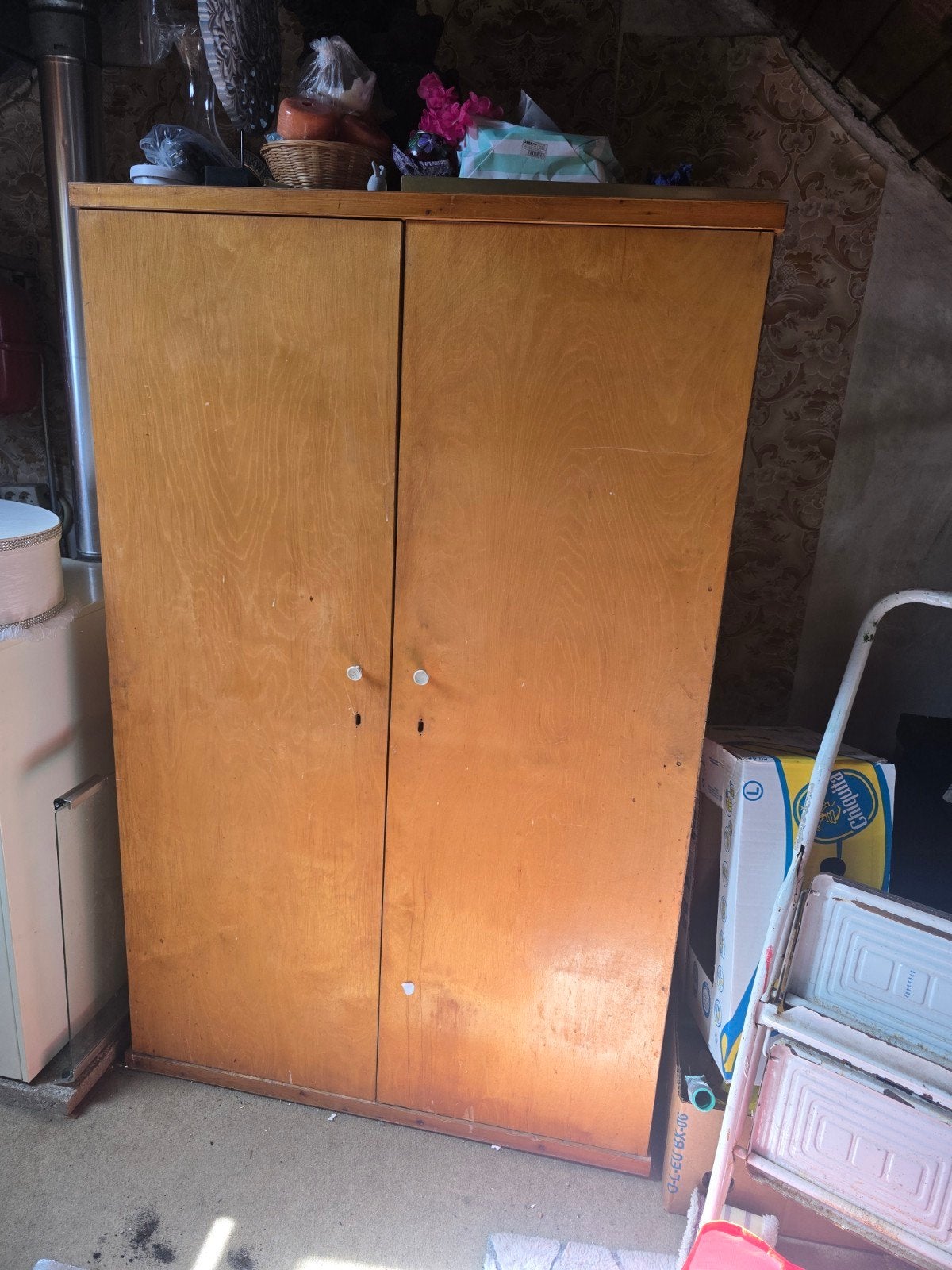 Vintage Houten Kast met Planken, Ophalen, 50 tot 100 cm, Vintage, Functioneel, 150 tot 200 cm
