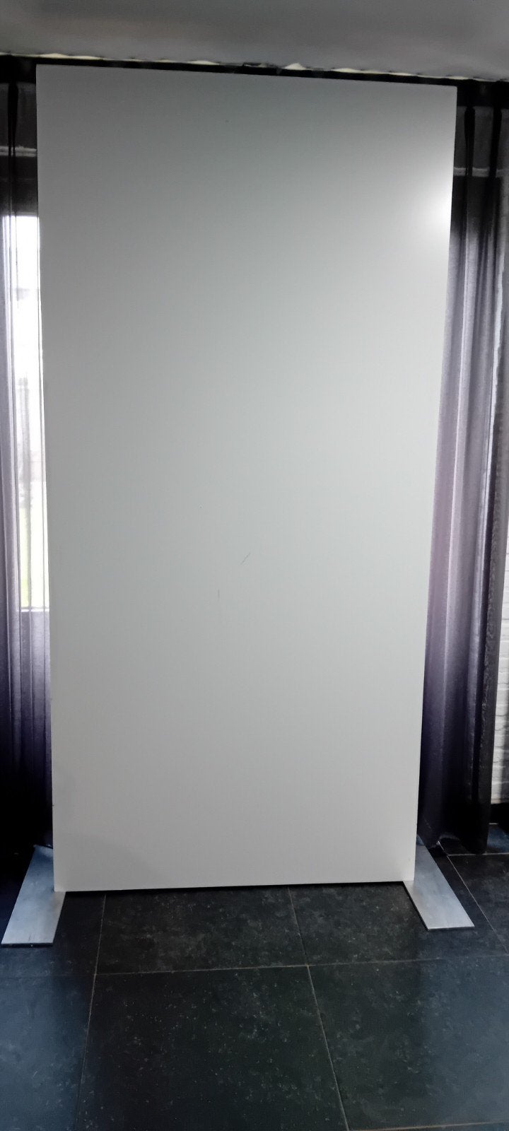 Reclame paneel dibond op aluminum frame met afneembare voet., Promotiewerk