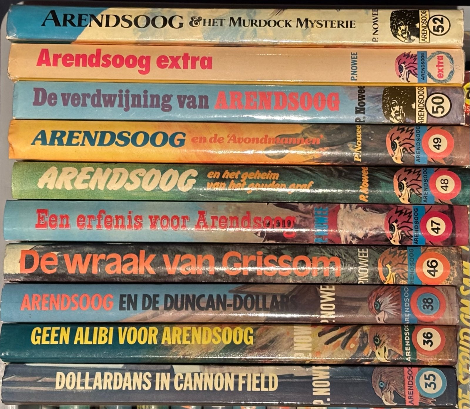Arendsoog boeken - Grote collectie (44 stuks), Ophalen, Gelezen