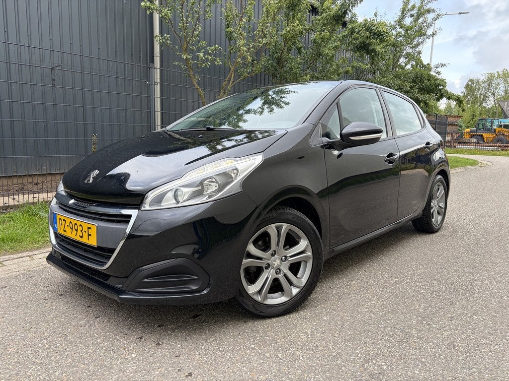 Peugeot 208 1.2 PureTech Active / NAVI / CRUISE / AIRCO, Auto's, Peugeot, Bedrijf, Te koop, ABS, Airbags, Airconditioning, Alarm
