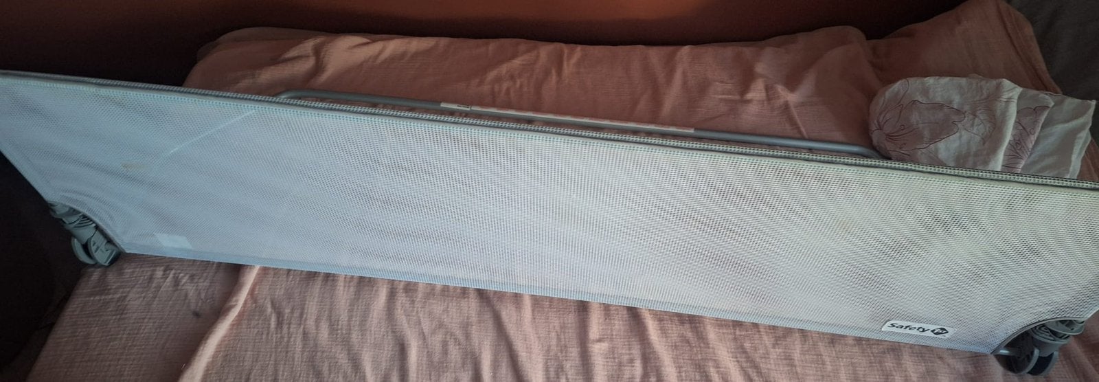 Safetyfirst bedhek 150cm, Ophalen, Gebruikt