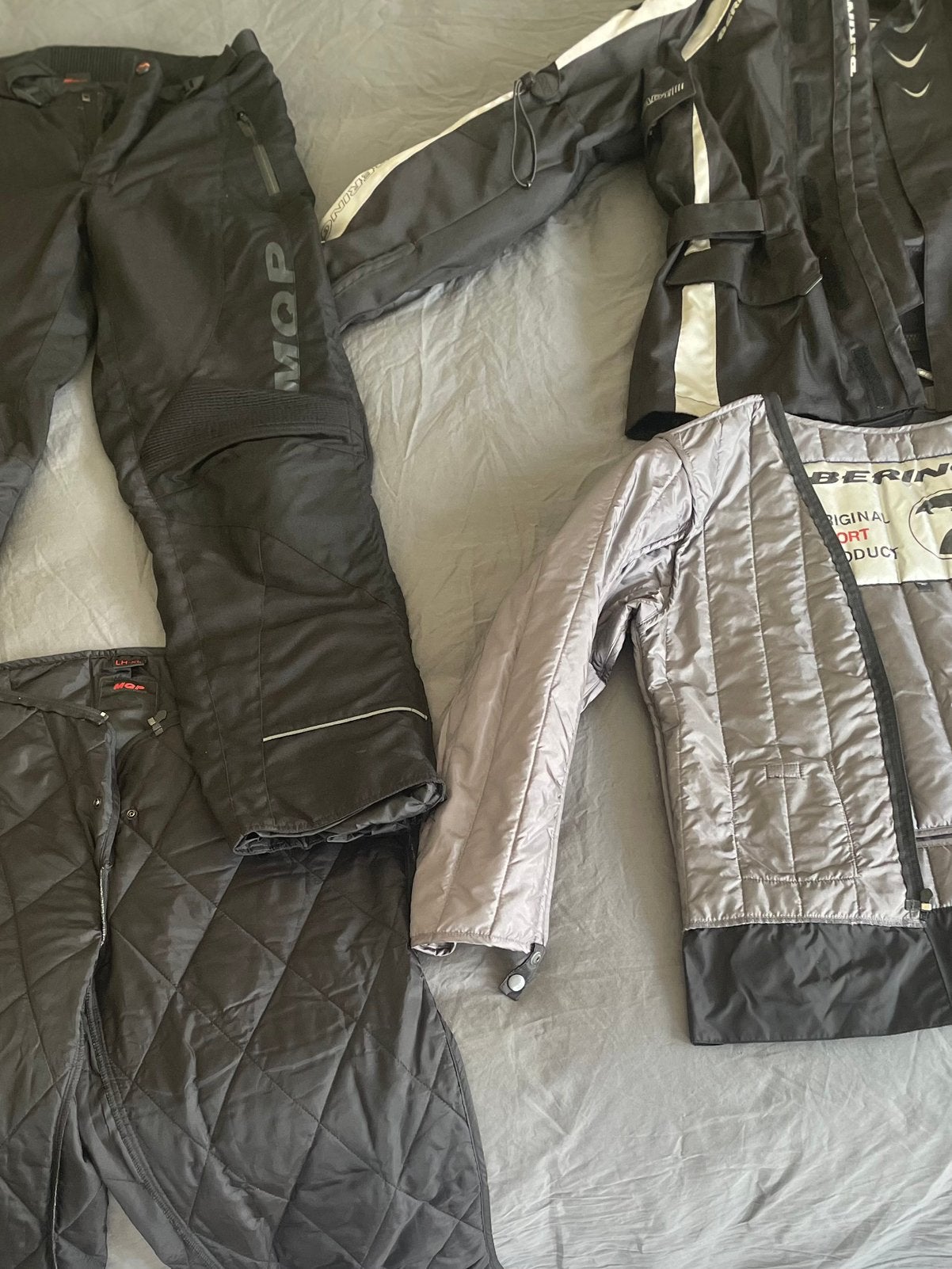 Complete Bering & MQP Motorpak (Jas + Broek), Motoren, Kleding | Motorkleding, Ophalen, Tweedehands, Heren