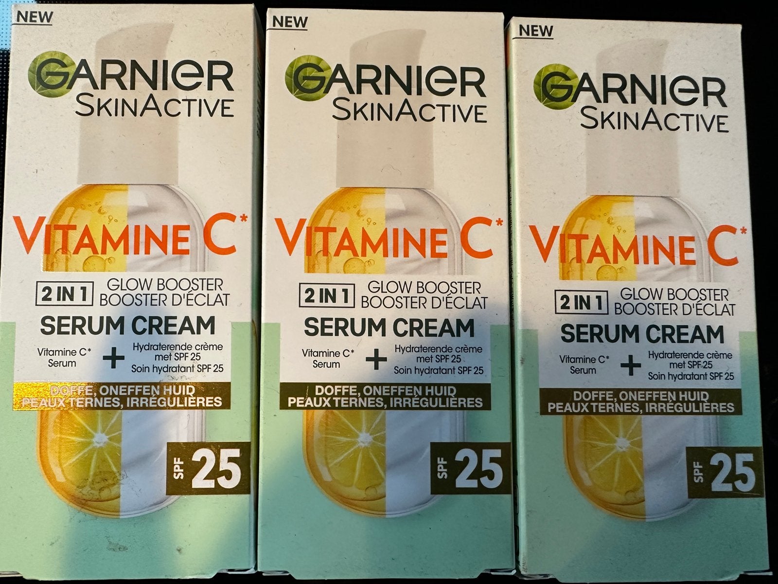 Garnier Vitamine C Serum Cream & Nivea Voedende Dagcrème, Ophalen of Verzenden, Nieuw, Gehele gezicht, Verzorging
