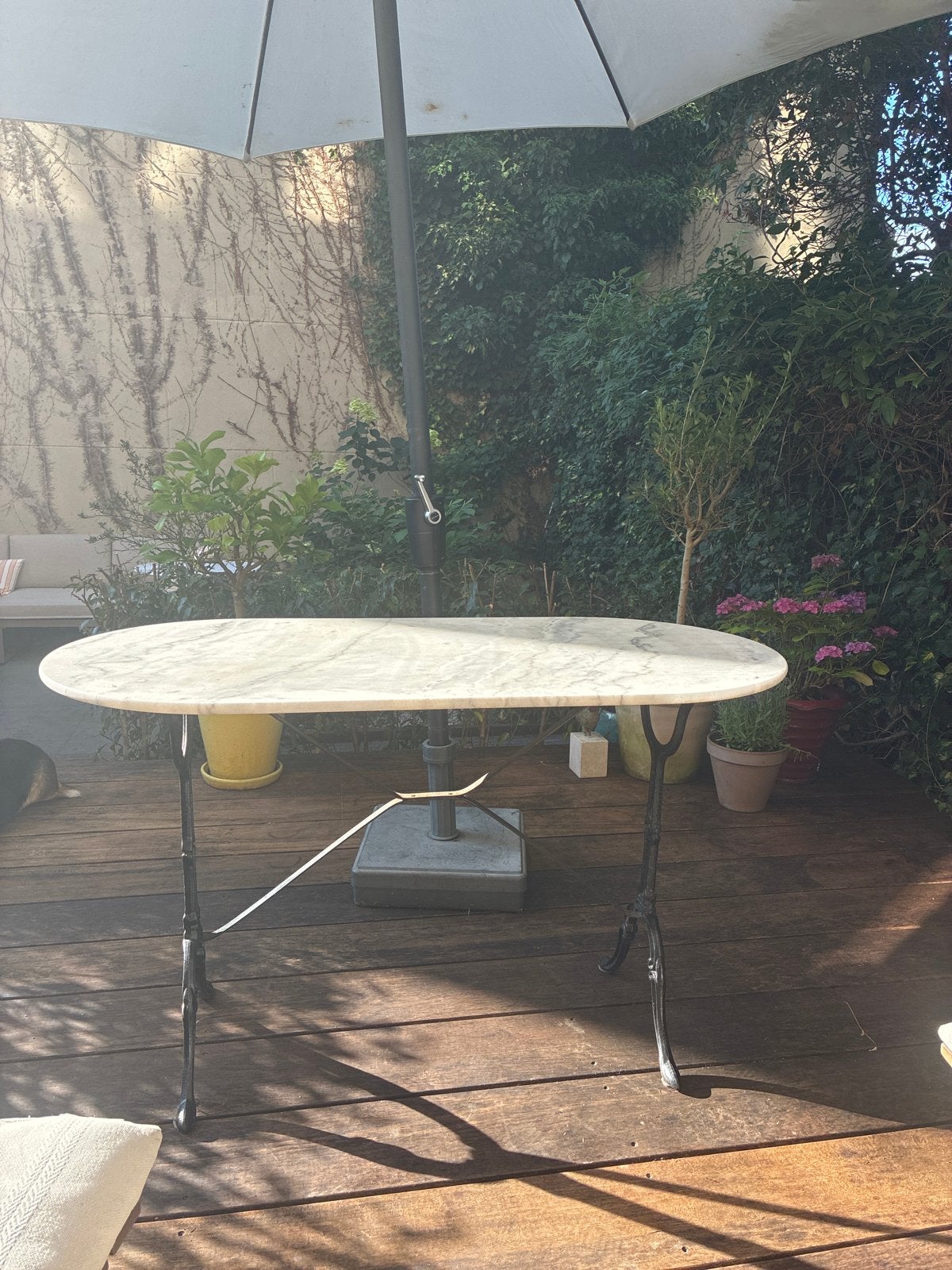 Ovale marmeren tuintafel met smeedijzeren onderstel, Ophalen