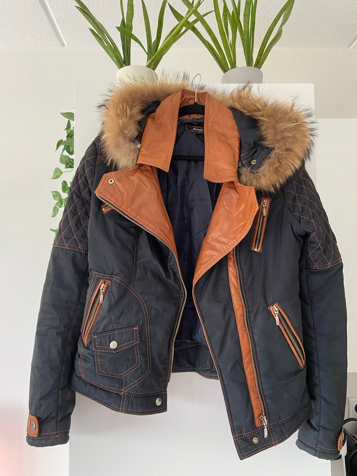 Froccella Winterjas met Bontkraag - Maat 50, Kleding | Dames, Ophalen of Verzenden, Zo goed als nieuw, Maat 46/48 (XL) of groter