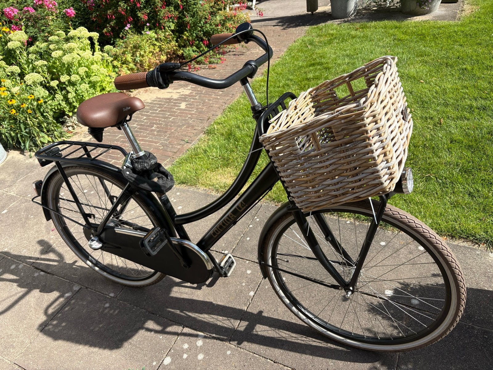 Cortina fiets zwart 26 inch, Fietsen en Brommers, Fietsen | Dames | Damesfietsen, Terugtraprem, Versnellingen, Zo goed als nieuw
