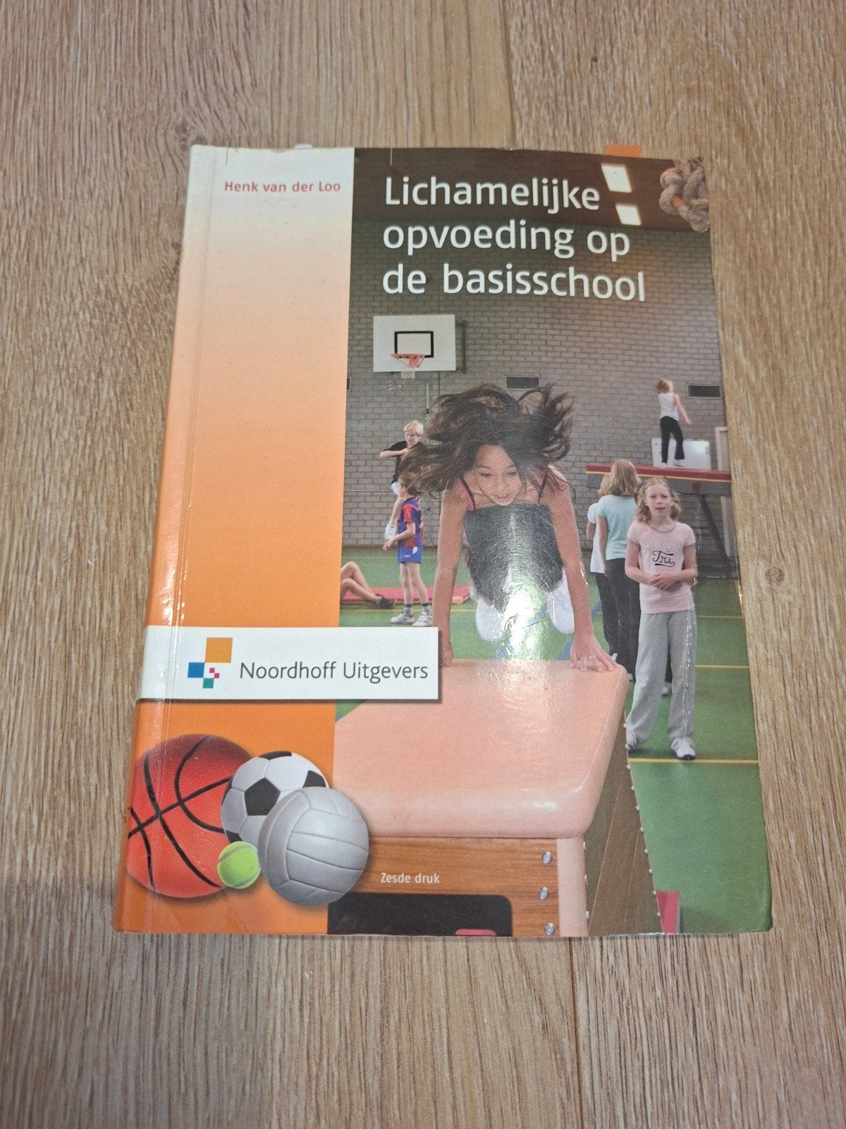 Lichamelijke opvoeding op de basisschool - Henk van der Loo, Overige vakken, Henk van der Loo, Ophalen of Verzenden, Zo goed als nieuw