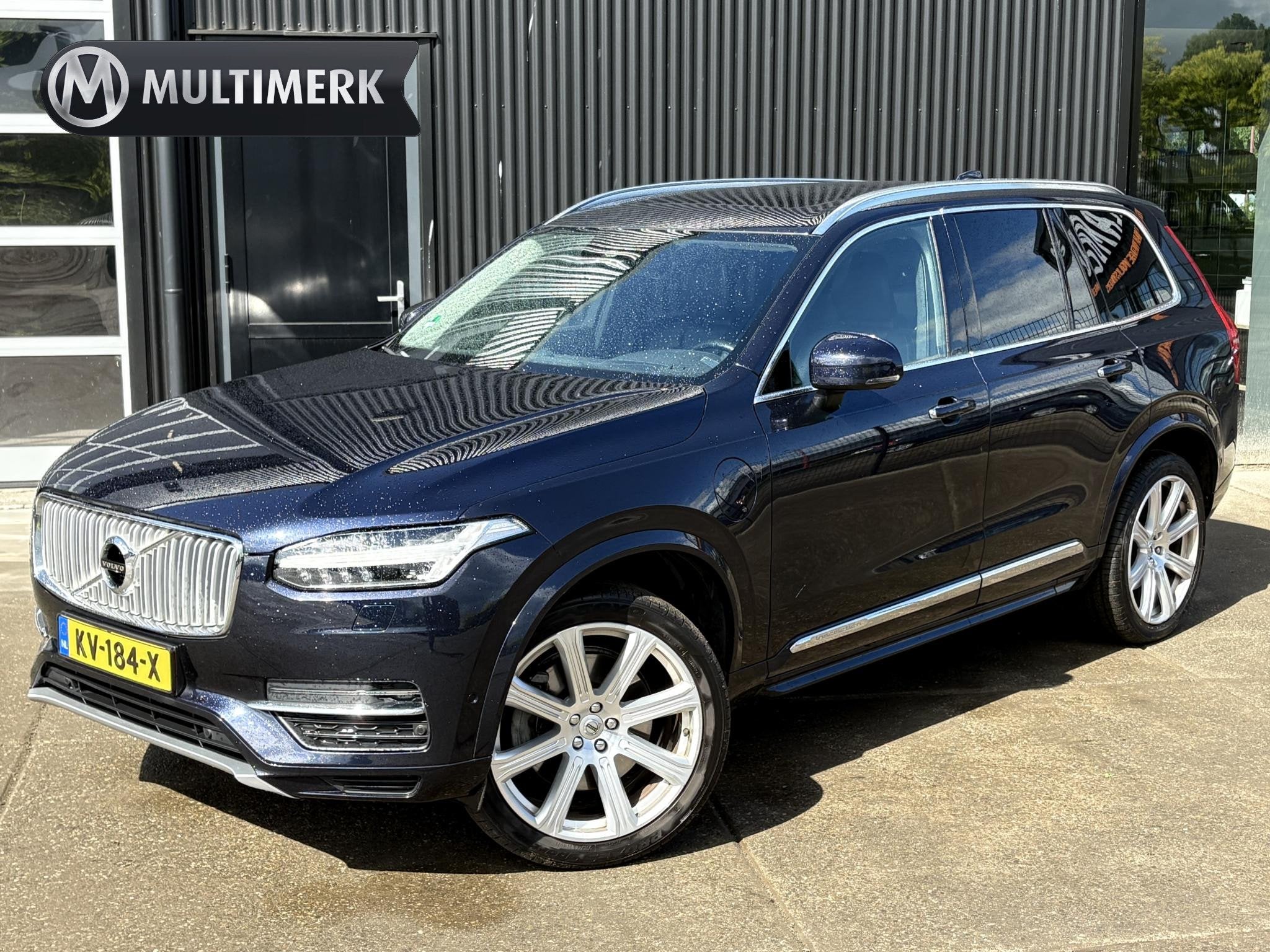 Volvo XC90 2.0 T8 Twin Engine AWD Inscription | PANO | 7P |, Automatische klimaatregeling, Gebruikt, 4 cilinders, 1969 cc