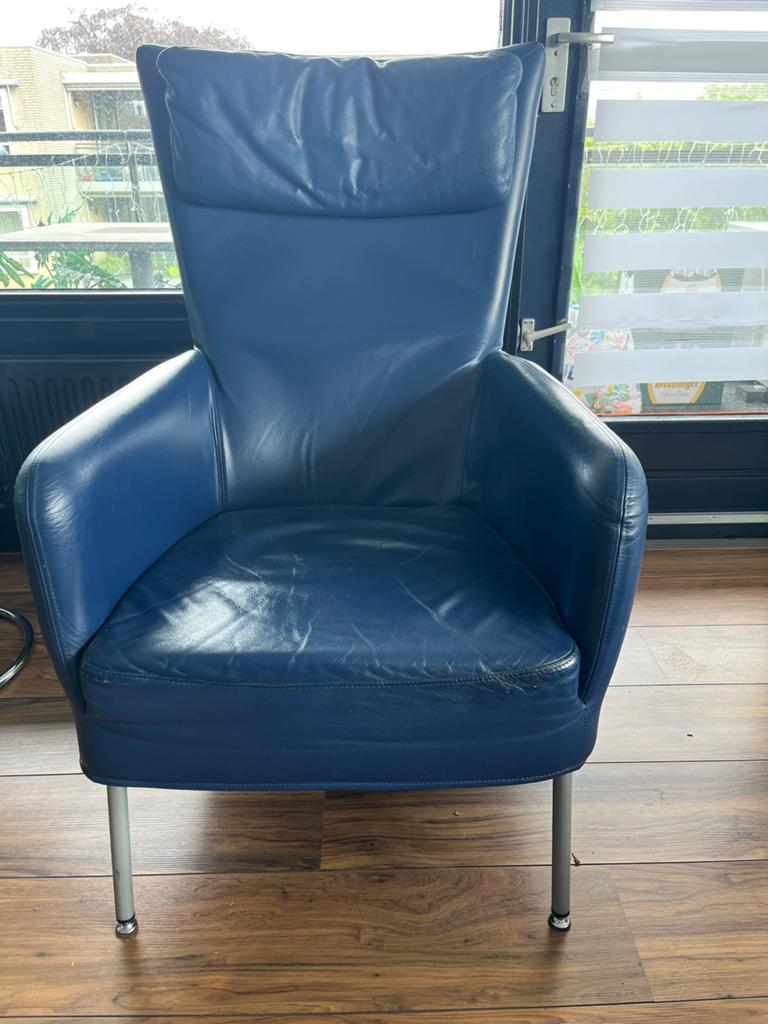 2 blauwe leren fauteuils, Huis en Inrichting, Fauteuils, Ophalen, Gebruikt, Modern, 50 tot 75 cm