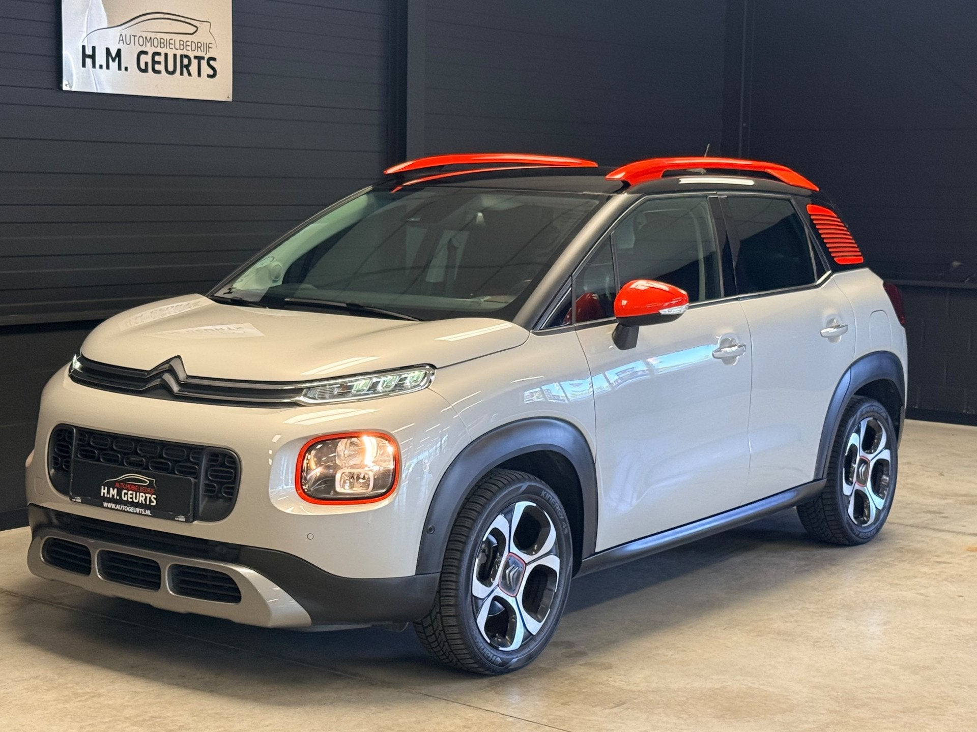 Citroën C3 Aircross Aircross 1.2 PureTech Automaat | CarPla, Gebruikt, Bedrijf, 3 cilinders, SUV of Terreinwagen
