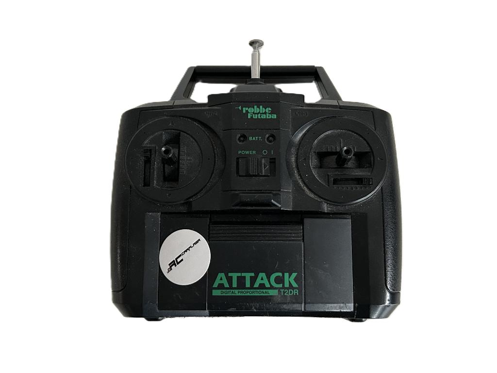 Robbe Futaba Attack T2DR zender met kristal, Hobby en Vrije tijd, Modelbouw | Radiografisch | Auto's, Gebruikt, Onderdeel, Overige schalen