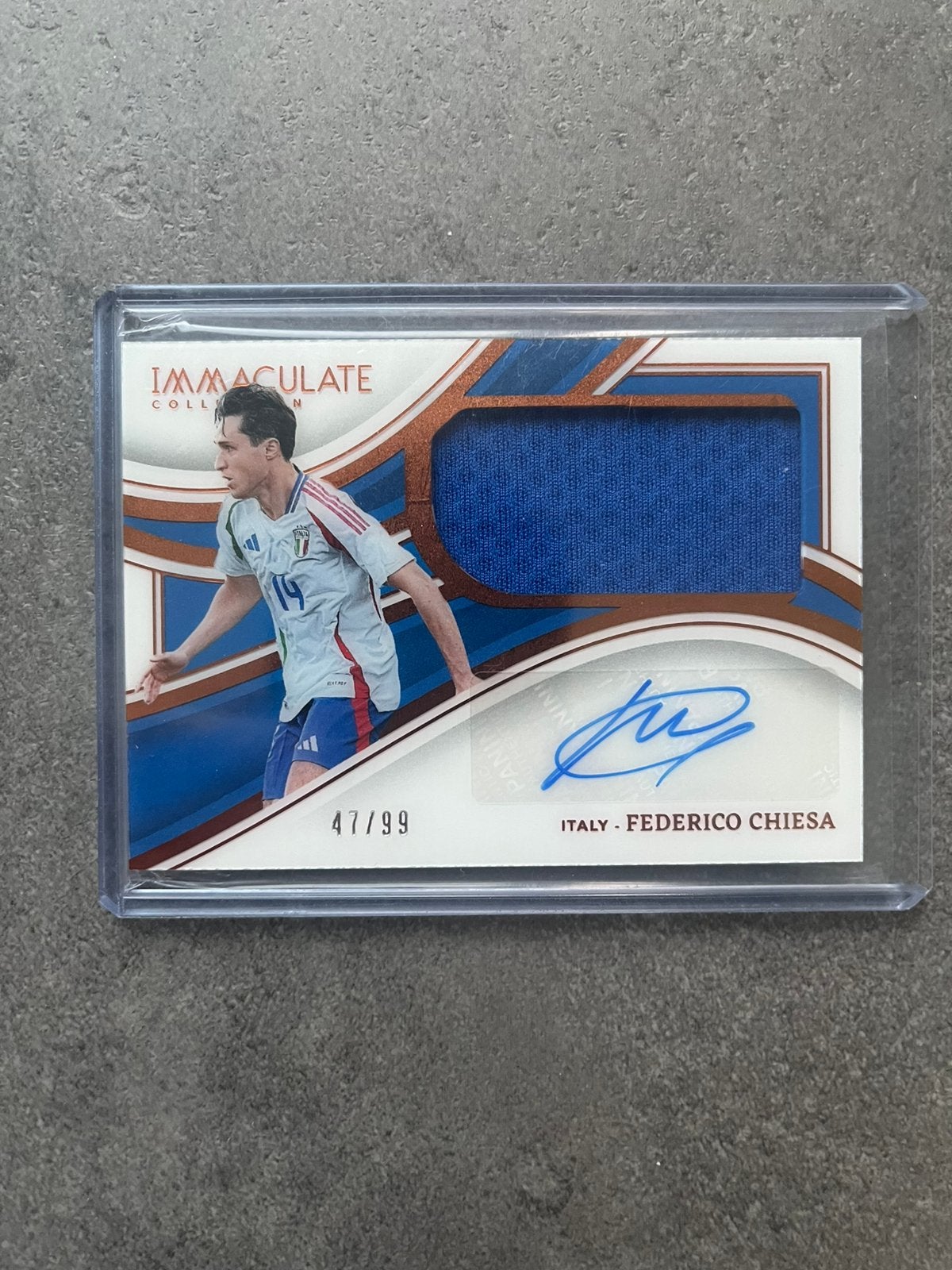 2023-24 Panini Immaculate Federico Chiesa Patch Auto /99, Ophalen of Verzenden, Zo goed als nieuw, Plaatje