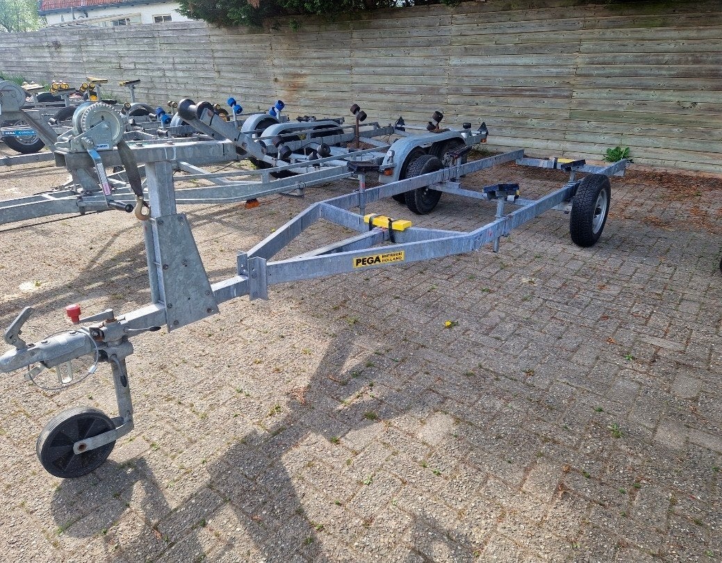 Pega stallingtrailer 1250KG, Watersport en Boten, Ophalen, Gebruikt, 6 tot 9 meter, Overige typen