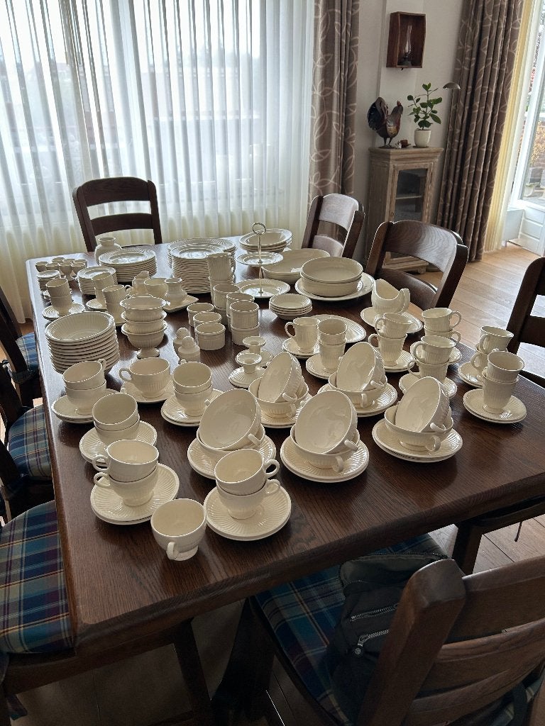 Wedgewood Edme Plain servies, Ophalen, Zo goed als nieuw, Compleet servies, Wedgwood