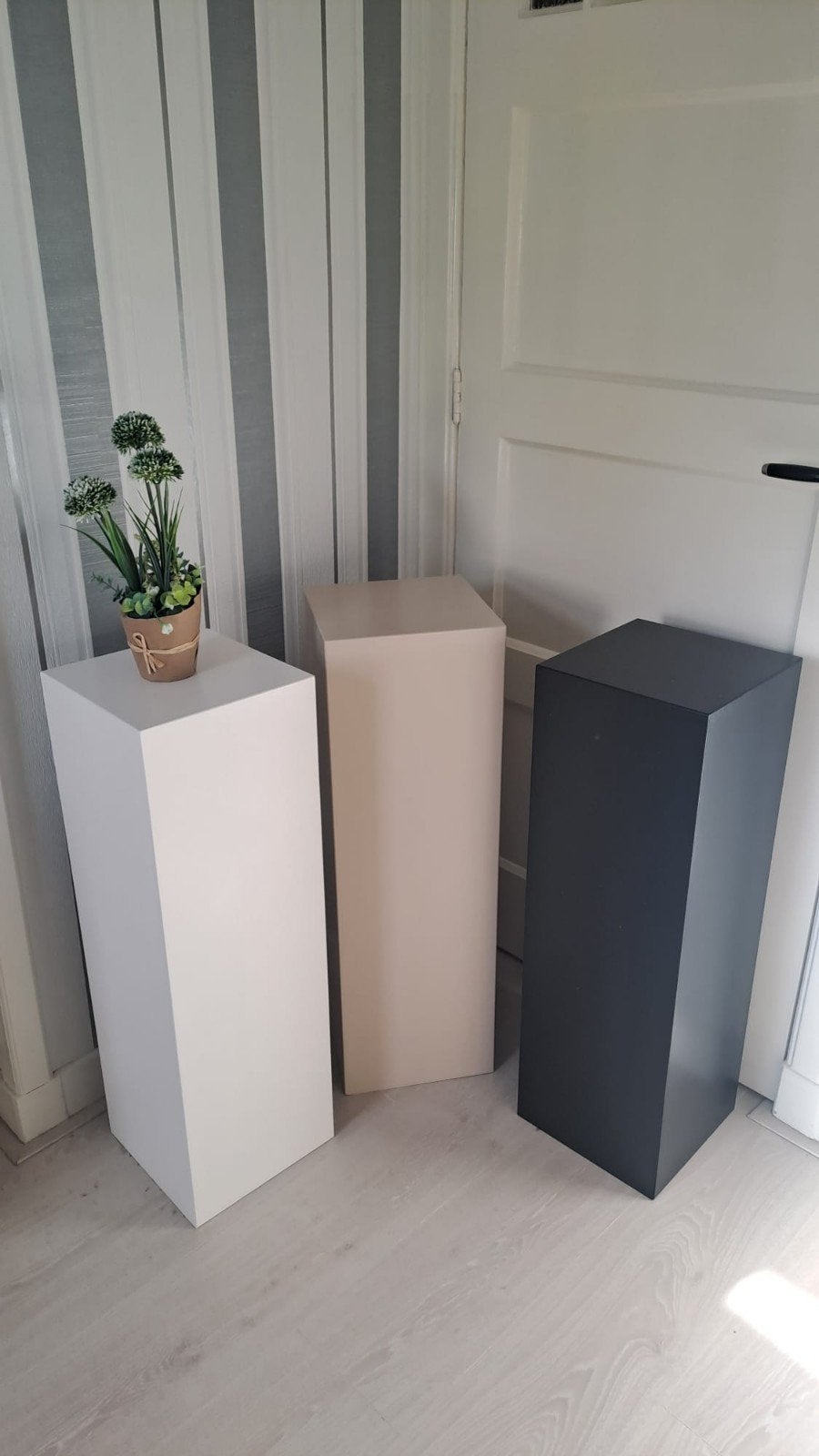 Nieuwe strakke MDF zuilen in wit, zwart of beige, Huis en Inrichting, Woonaccessoires | Zuilen en Pilaren, Ophalen, Nieuw