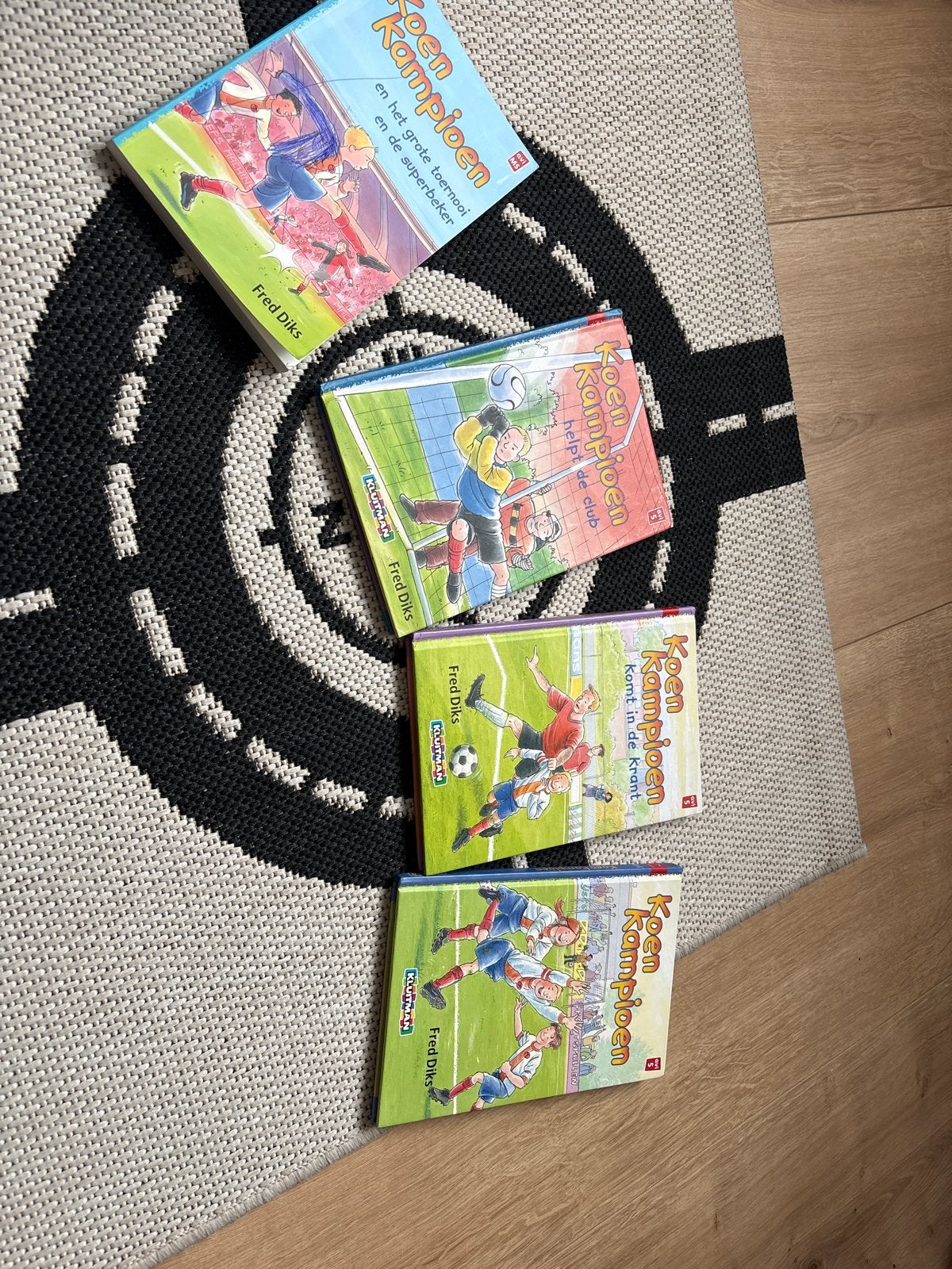 Koen Kampioen Boekenreeks - 4 delen, Boeken, Ophalen of Verzenden, Gelezen, Fictie algemeen
