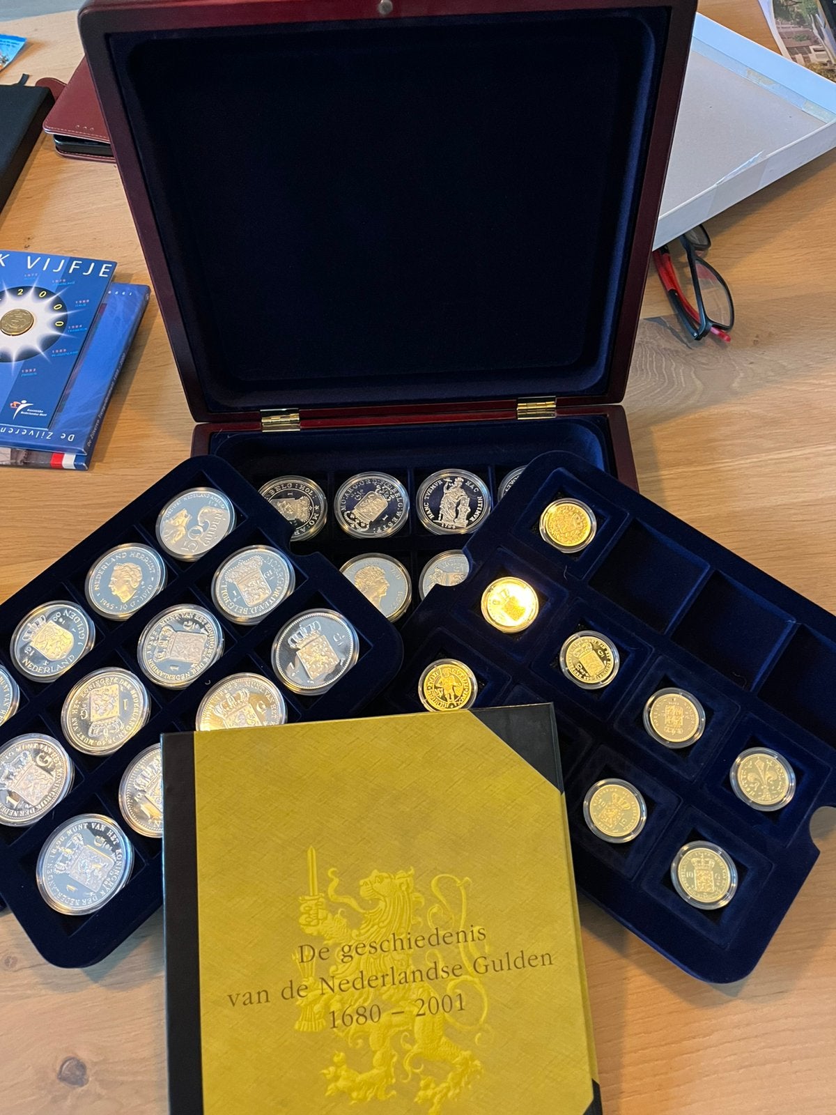 Luxe zilverset geschiedenis , Nederlandse gulden 1680-2001, Ophalen, Setje, Zilver, Overige landen