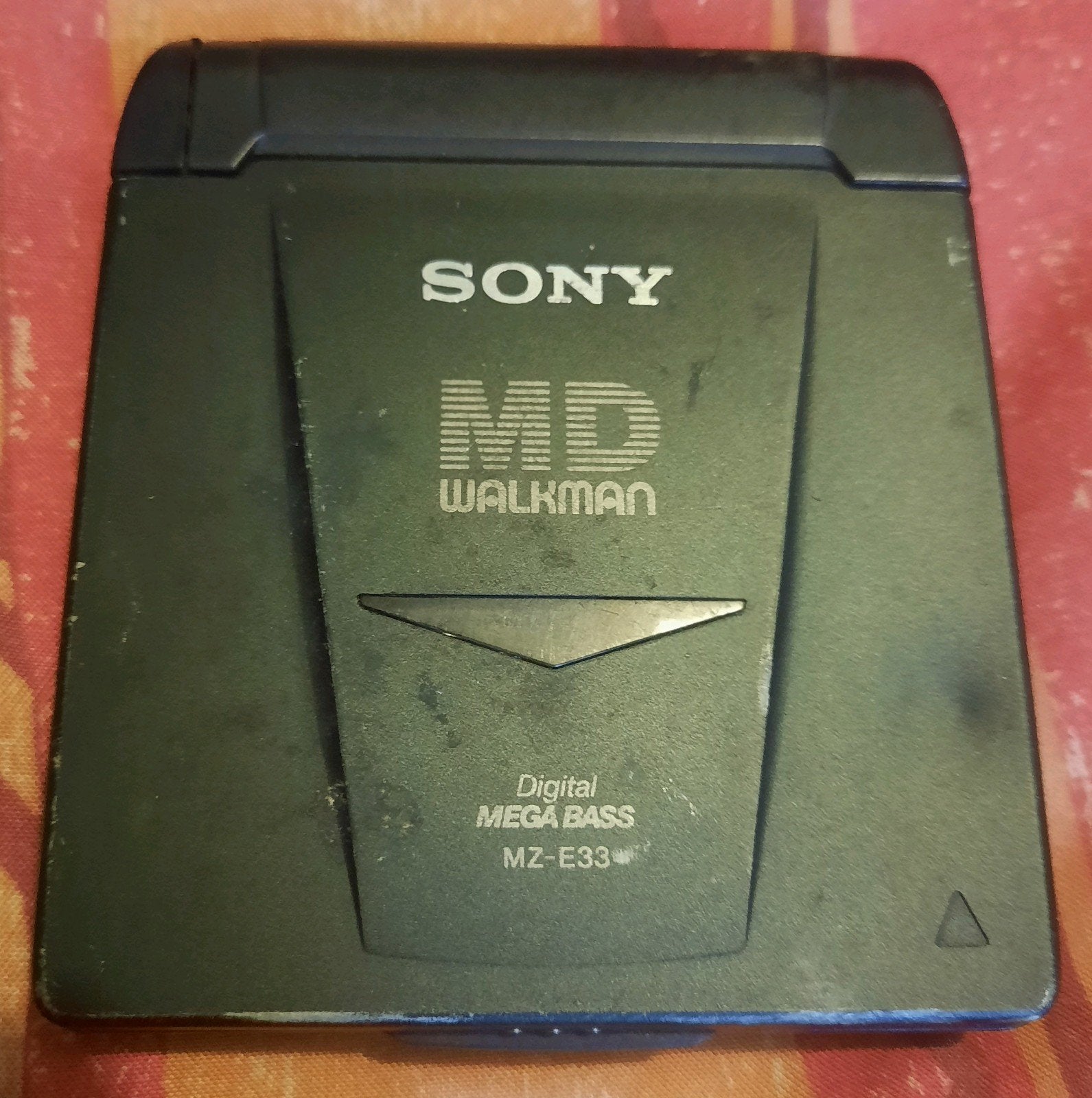 Sony MD Walkman Portable Minidisc Player (MZ - E33) Vintage!, Ophalen, Minidisc-speler