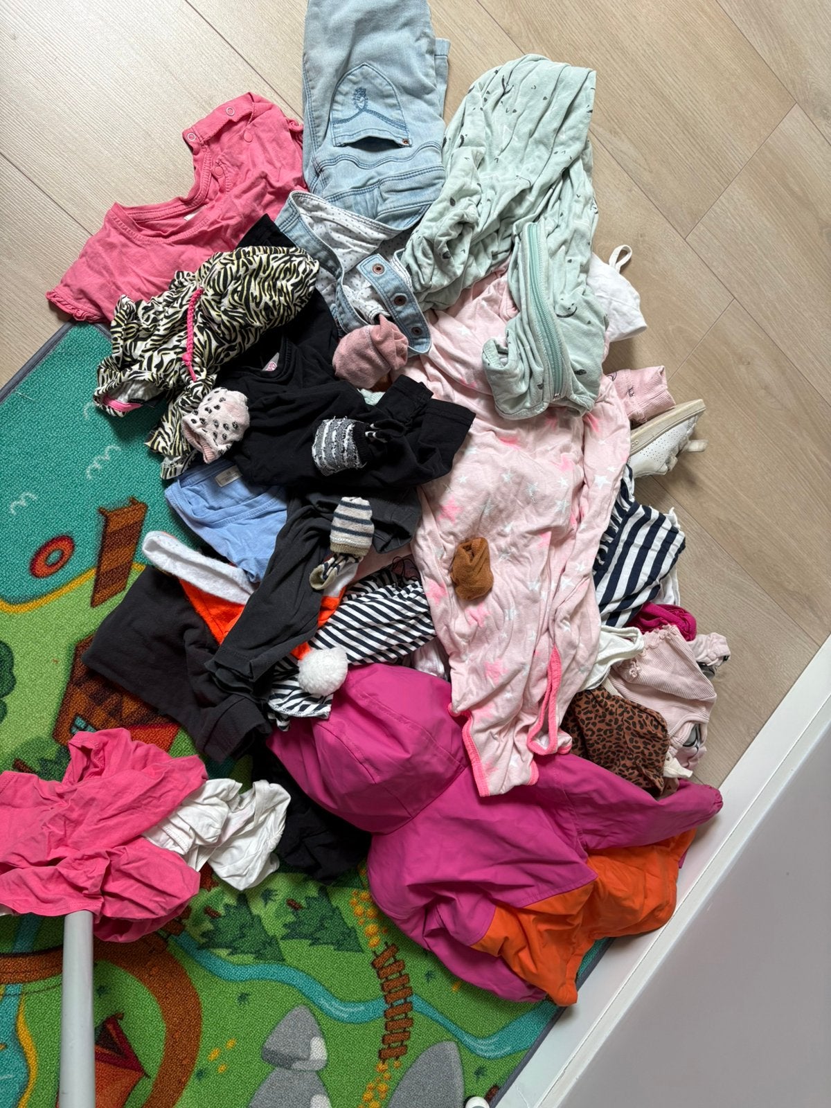 Partij meisjeskleding maat 80-110, Kinderen en Baby's, Babykleding | Baby-kledingpakketten, Ophalen, Zo goed als nieuw, Maat 80
