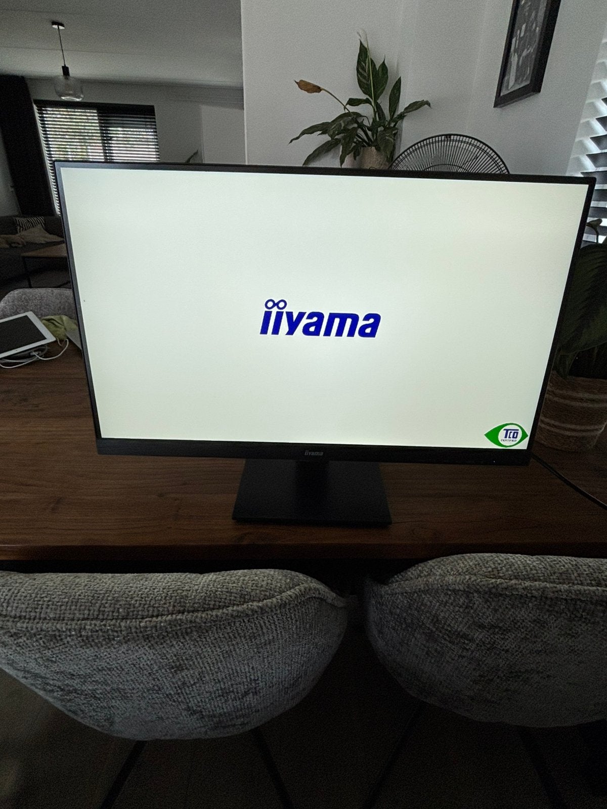 Ilyama ProLite XU2792QSU, Ophalen, Kantelbaar, Zo goed als nieuw, HDMI