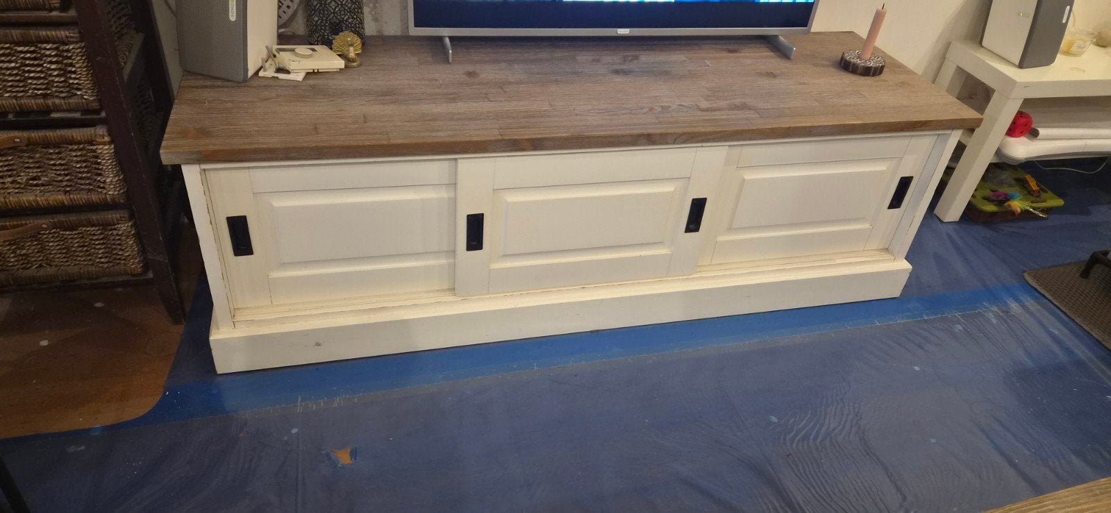 Salontafel en tv meubel met opbergruimte en schuifdeure, 50 – 75, Gebruikt, 100 tot 150 cm, 50 tot 100 cm
