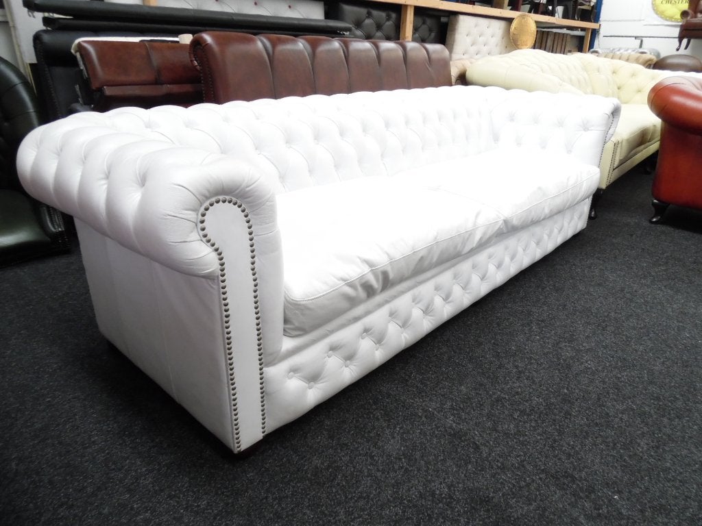 Chesterfield Maarssen  4 Zits Wit Leren XL Chesterfield Bank, Ophalen, Chesterfield, Zo goed als nieuw, Rechte bank
