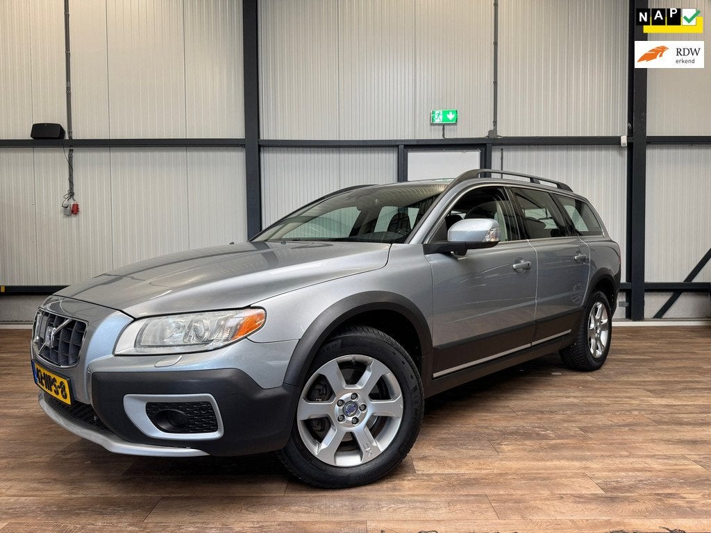 Volvo XC70 3.0 T6 Summum / LEDER / NAVI / stoel. verw / stoe, Auto's, Automaat, Gebruikt, 2000 kg, XC70