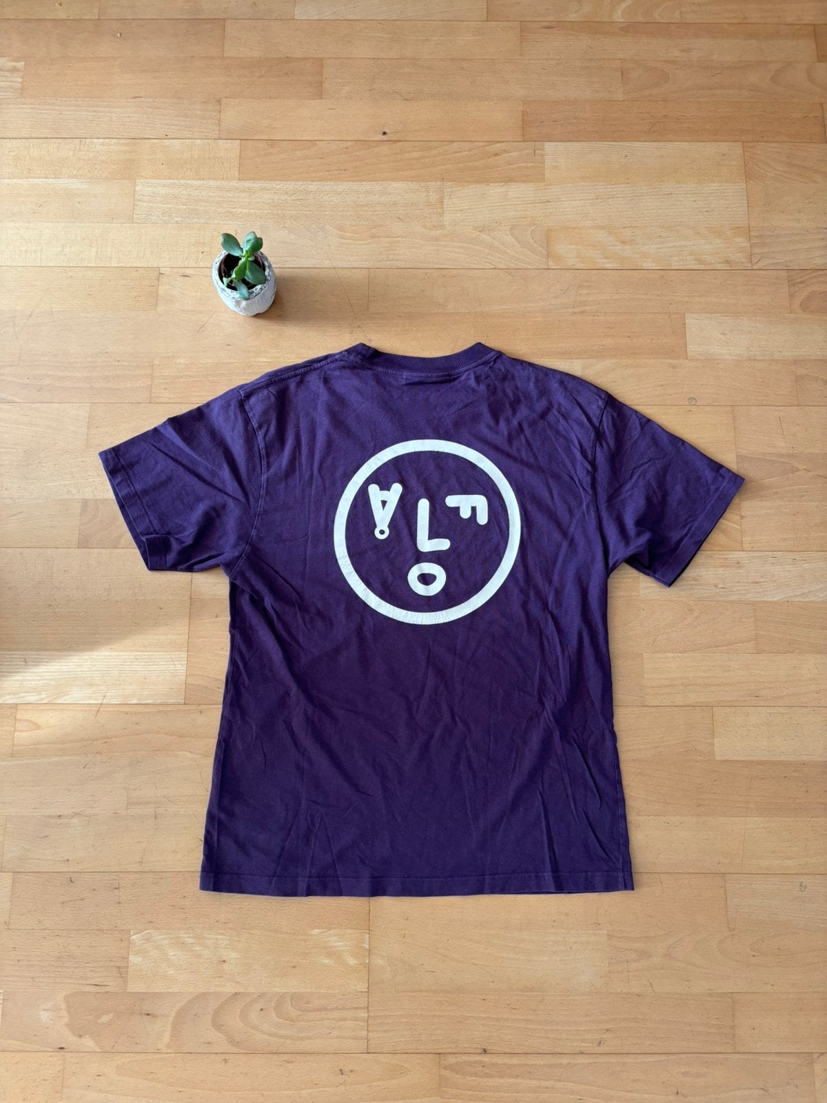 OLAF T-shirt Backprint Paars M, Ophalen of Verzenden, Zo goed als nieuw, Paars