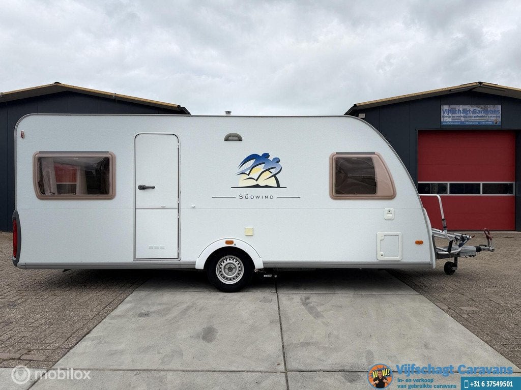 Knaus Südwind 540 UF incl voortent, luifel, mover, Caravans en Kamperen, Caravans, Bedrijf, tot en met 4, 1000 - 1250 kg, Knaus