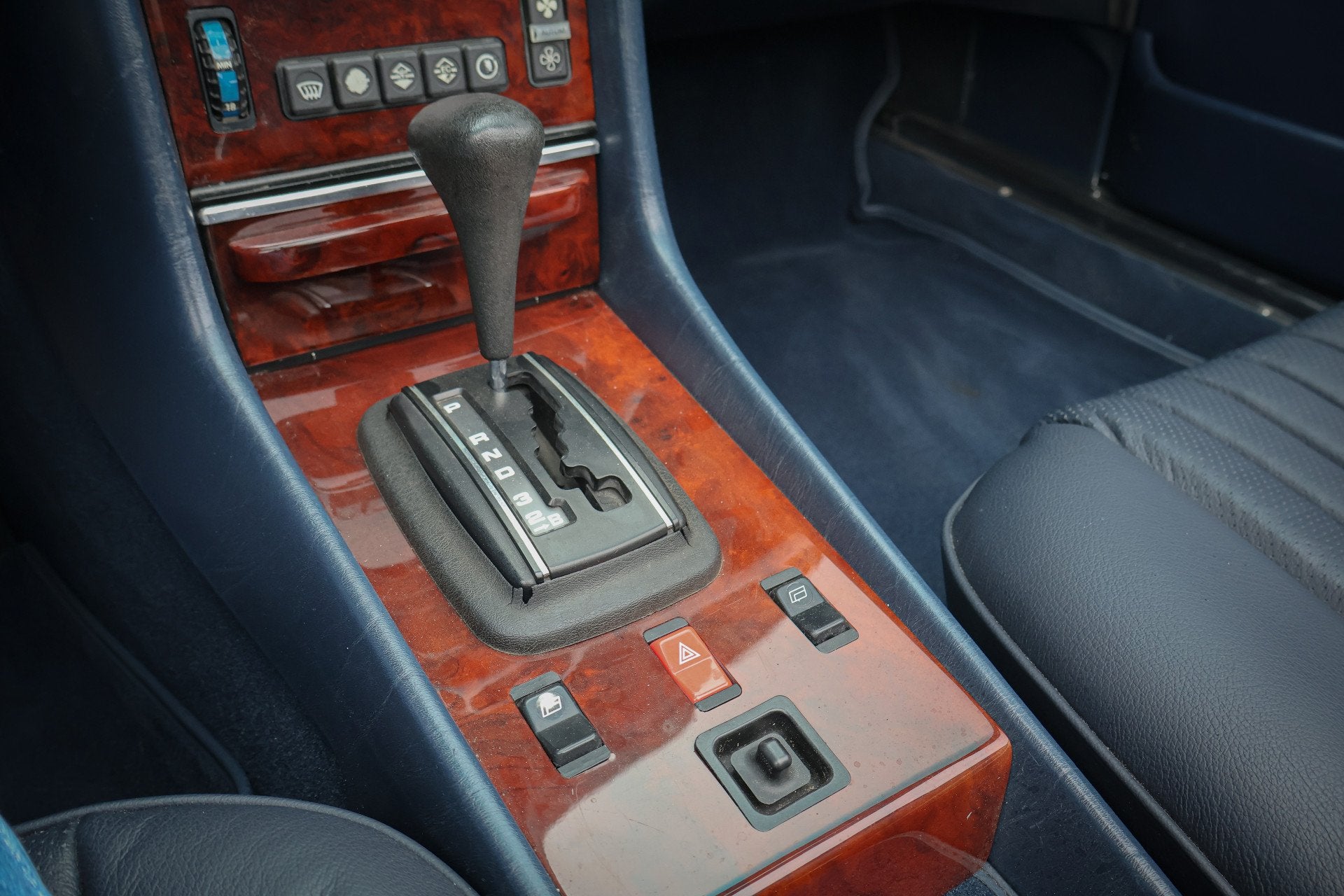 Mercedes-Benz 300-serie 380 SL (bj 1983, semi-automaat), foto 6