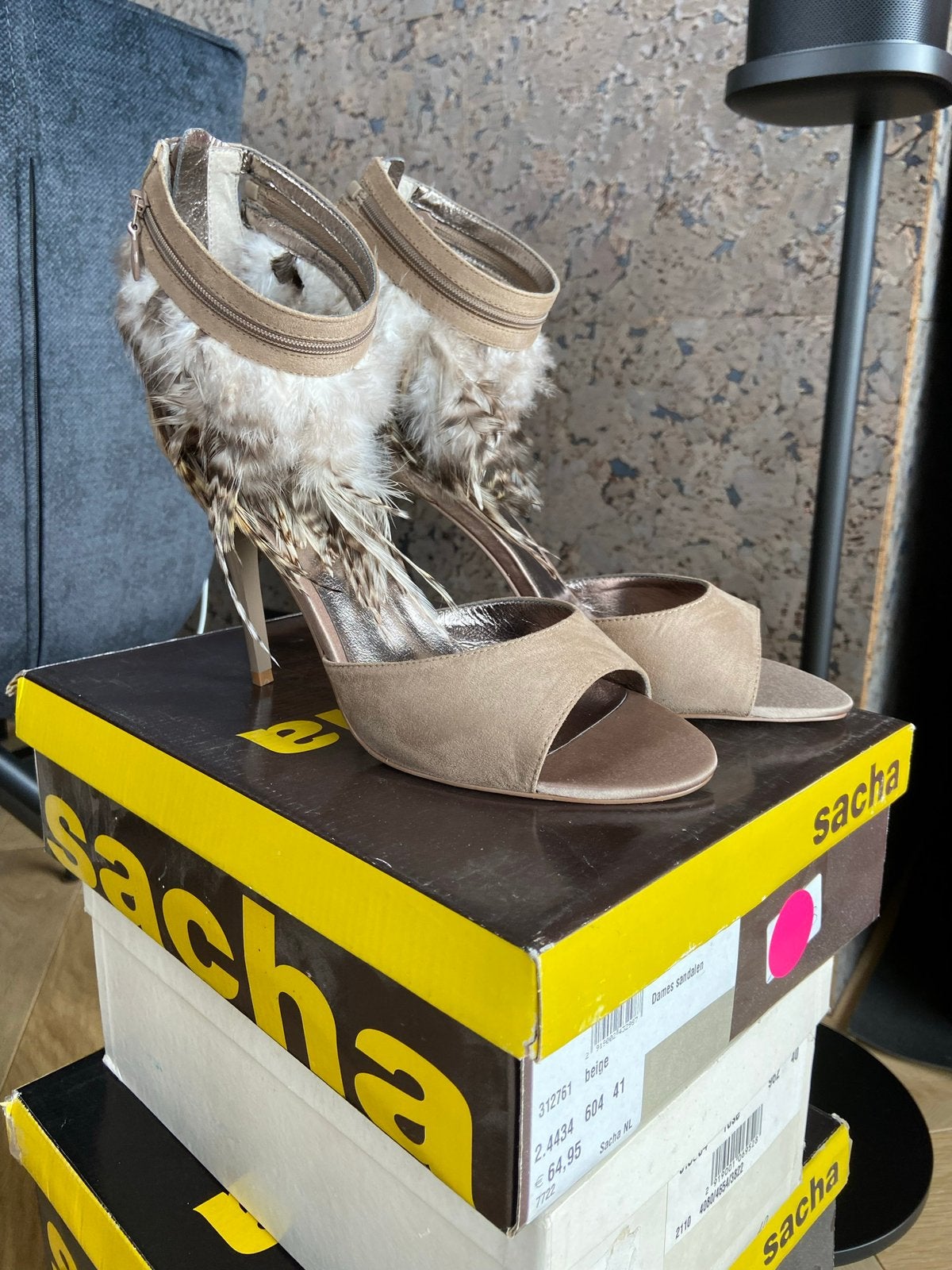 Sandalet pumps afrits verenband zwart of beige, Kleding | Dames, Ophalen, Pumps, Beige, Nieuw