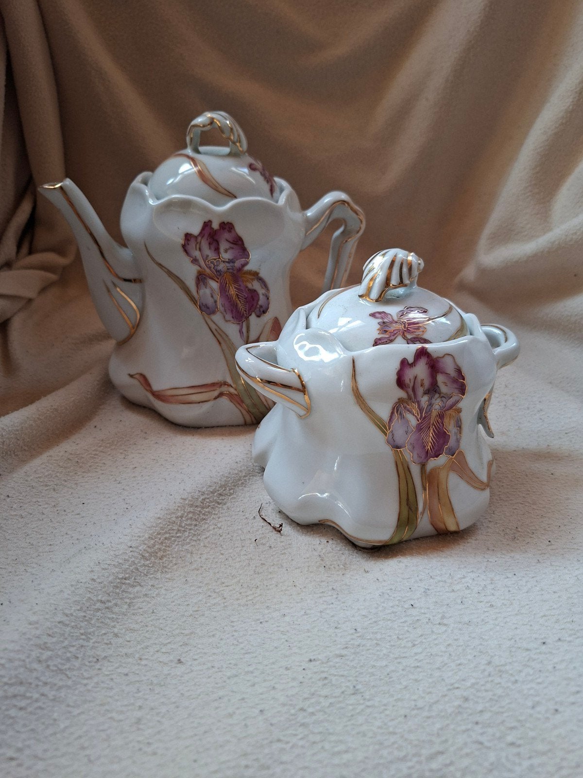Kunst of kitsch? Theepot en suikerpot., Ophalen of Verzenden